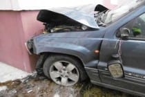 Несчастные случаи на дорогах привели к гибели водителя и пассажирки