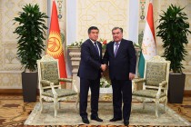 ملاقات امامعلی رحمان، رئیس جمهوری تاجیکستان با ساارانبای ژاانبیکف، رئیس جمهوری قرقیزستان