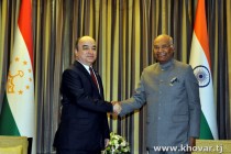 شکورجان ظهورف با رام نات کوویند در باره همکاری بین پارلمانی تاجیکستان و هند صحبت کردند