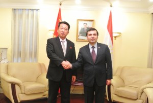 سفیر تاجیکستان در چین با سفیر در امور دستور های ویژه جمهوری خلق دموکراتیک کره ملاقات کرد