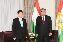 امامعلی رحمان، رئیس جمهور جمهوری تاجیکستان با  کونیو میکوریا، دبیرکل سازمان جهانی گمرک ملاقات کردند