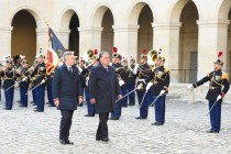 مراسم استقبال رسمی امامعلی رحمان، رئیس جمهور جمهوری تاجیکستان در مجتمع ارتش ملی فرانسه