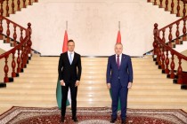 وزیر امور خارجه تاجیکستان با وزیر امور خارجه مجارستان ملاقات کرد 