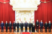 امامعلی رحمان، رئیس جمهور جمهوری تاجیکستان استوارنامه سفرای تازه منصوب را قبول کردند