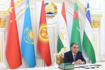 امامعلی رحمان، رییس جمهور جمهوری تاجیکستان در اولین نشست سران کشورهای آسیای مرکزی و چین شرکت کردند