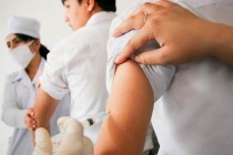 تاجیکستان سومین دوز واکسن کووید-19 را آغاز کرد