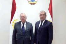 شوکت بابازاده و جان بوری در مورد امکان صادرات محصولات با کیفیت بالا از تاجیکستان گفتگو کردند