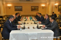 هیأت های مجلس ملی مجلس عالی جمهوری تاجیکستان و سنای پارلمان جمهوری قزاقستان در آلماتی دیدار و گفتگو کردند