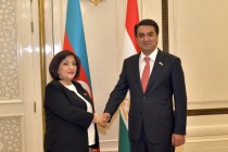 ملاقات هیئت مجلس ملی جمهوری تاجیکستان و مجلس ملی جمهوری آذربایجان در باکو برگزار شد