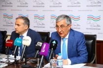 به مناسبت سی امین سالگرد برقراری روابط دیپلماتیک بین تاجیکستان و آذربایجان در باکو کنفرانس برگزار شد