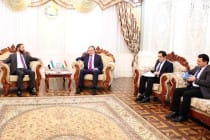 وزير الخارجية الطاجيكى يستقبل السفير الاماراتى لدي طاجيكستان سهيل الكتبي
