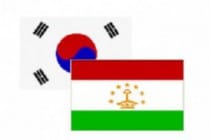 شريف سعيد يبحث العلاقات الاستثمارية مع القائم باعمال كوريا  فى طاجيكستان يام كي يونغ.