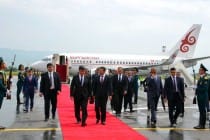 وصول رئيس الوزراء القرغيزى الى طاجيكستان