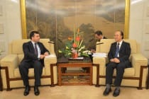 بحث علاقات طاجيكستان و الصين فى الخارجية الصينية