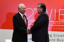 لقاء رئيس جمهورية طاجيكستان مع رئيس وزراء ماليزيا نجيب تون عبد الرزاق