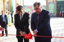 رئيس جمهورية طاجيكستان يحضر حفل إفتتاح مدرسة ثانوية بناحية جلال الدين البلخى
