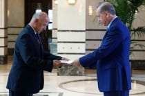 سفير طاجيكستان فى تركيا يقدم أوراق اعتماده لرئيس جمهورية تركيا رجب طيب أردوغان