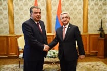رئيس جمهورية طاجيكستان يبحث العلاقات الطاجيكية الأرمينية مع سيرج سركسيان