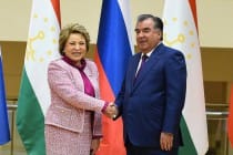 إمام على رحمان يجتمع مع رئيسة مجلس الاتحاد الروسي فالنتينا ماتفيينكو