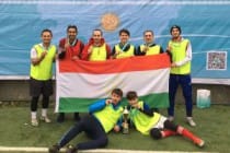 فريق سفارة طاجيكستان لكرة القدم  يفوز كأس كرة القدم بين السفارات المعتمدة فى الصين