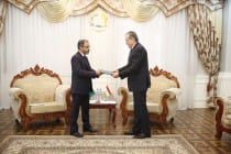 سفير المملكة العربية السعودية لدى طاجيكستان يسلم أوراق إعتماده لوزير الخارجية سراج الدين أصلوف