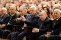 الرئيس الفلسطيني يفتتح مؤتمر فتح الذي طال انتظاره