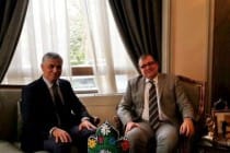 السفير الطاجيكى لدى مصر يلتقى نائب وزير الخارجية المصرى