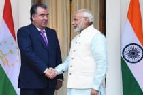 زعيم أمة طاجيكستان إمام على رحمان يجتمع مع رئيس الوزراء الهندى نارندرا مودي