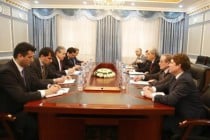 وزير خارجية طاجيكستان يبحث قضايا العلاقات الطاجيكية و الإتحاد الأوروبى مع المبعوث الخاص للاتحاد الأوروبي  لشؤون آسيا الوسطى فى دوشنبه