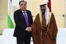 إمام على رحمان يجتمع مع رئيس مجلس الشورى القطري محمد بن مبارك الخليفى