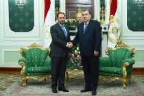 لقاء رئيس جمهورية طاجيكستان مع وزير خارجية جمهورية أفغانستان الإسلامية،  صلاح الدين رباني