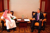وزير الخارجية يجتمع مع سفير المملكة العربية السعودية لدى طاجيكستان