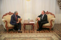 نائب وزير الخارجية الطاجيكى يجتمع مع مستشار رئيس جمهورية أفغانستان الإسلامية
