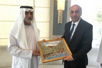 وزير ثقافة طاجيكستان يجتمع مع وزير الثقافة وتنمية المعرفة الإماراتى