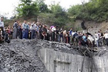 مصرع 21 عاملا بانفجار منجم فحم في إيران