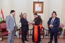 سفير طاجيكستان يلتقى قداسة البطريرك الماروني الكاردينال مار