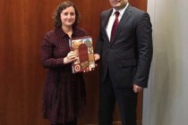 سفير طاجيكستان فى آلمانيا يلتقى السيدة ماكسى هاينز