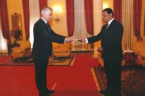 تسلم الرئيس الإثيوبي أوراق إعتماد سفير طاجيكستان