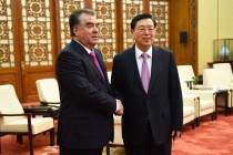 رئيس جمهورية طاجيكستان يلتقى رئيس الجمعية الوطنية لجمهورية الصين الشعبية تشانغ دزوانو