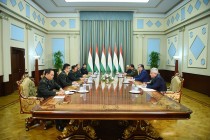 رئيس جمهورية طاجيكستان يلتقى رئيس هيئة الأركان المشتركة لجيش التحرير الشعبي الصينى