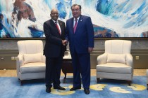 اجتماع رئيس جمهورية طاجيكستان مع رئيس جمهورية جنوب افريقيا جاكوب زوما