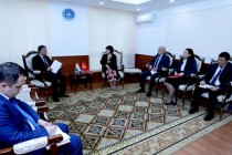 لقاء سفير طاجيكستان مع نائب وزير خارجية قرغيزستان