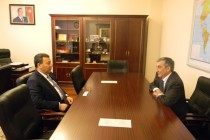 سفير طاجيكستان فى آذربايجان يلتقى رئيس لجنة العلاقات الدولية و البرلمانية  التابعة للمجلس الوطنى لأذربيجان