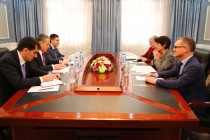 وزير خارجية طاجيكستان يلتقى الوفد الفرنسى فى دوشنبه