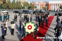 زيارة الرئيس التركمانى نصب إسماعيل السامانى