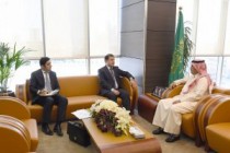 السفير الطاجيكى ضراب الدين قاسمى يلتقى رئيس وكالة الانباء السعودية