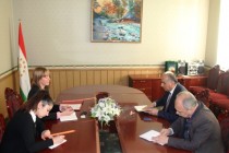 لقاء وزير الثقافة الطاجيكى مع المدير الإقليمي لليونسكو فى دوشنبه