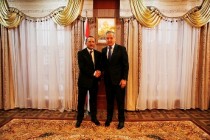 سراج الدين أصلوف يستقبل نائب وزير خارجية جمهورية أوزبكستان