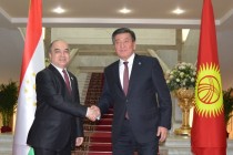 رئيس مجلس النواب الطاجيكي يجتمع مع رئيس جمهورية قيرغيزستان