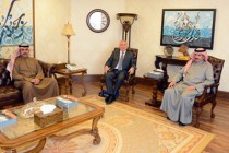 لقاء سفير جمهورية طاجيكستان مع رئيس مجلس الإدارة والمدير العام لوكالة الانباء الكويتية